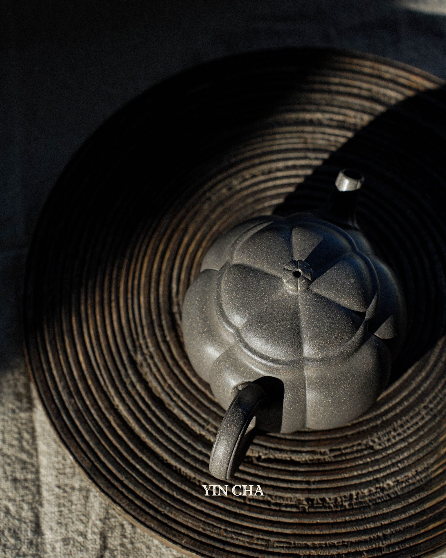 Handmade Yi Xing Tea Pot- Blue Gray Clay / Qing Hui Duan Ni 青灰段泥