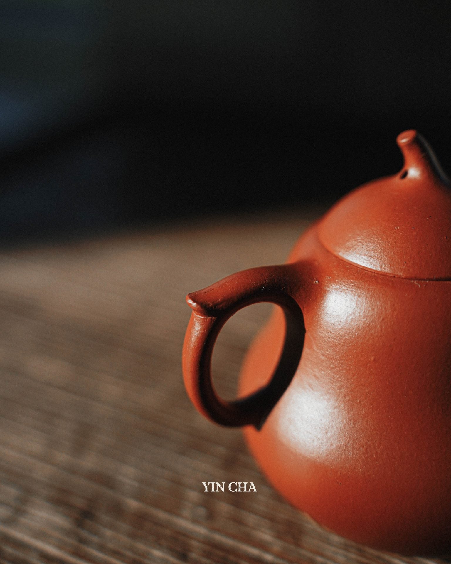 Handmade Yi Xing Tea Pot- Zhu Ni Clay Pear-shape 朱泥梨壶 - 150ml