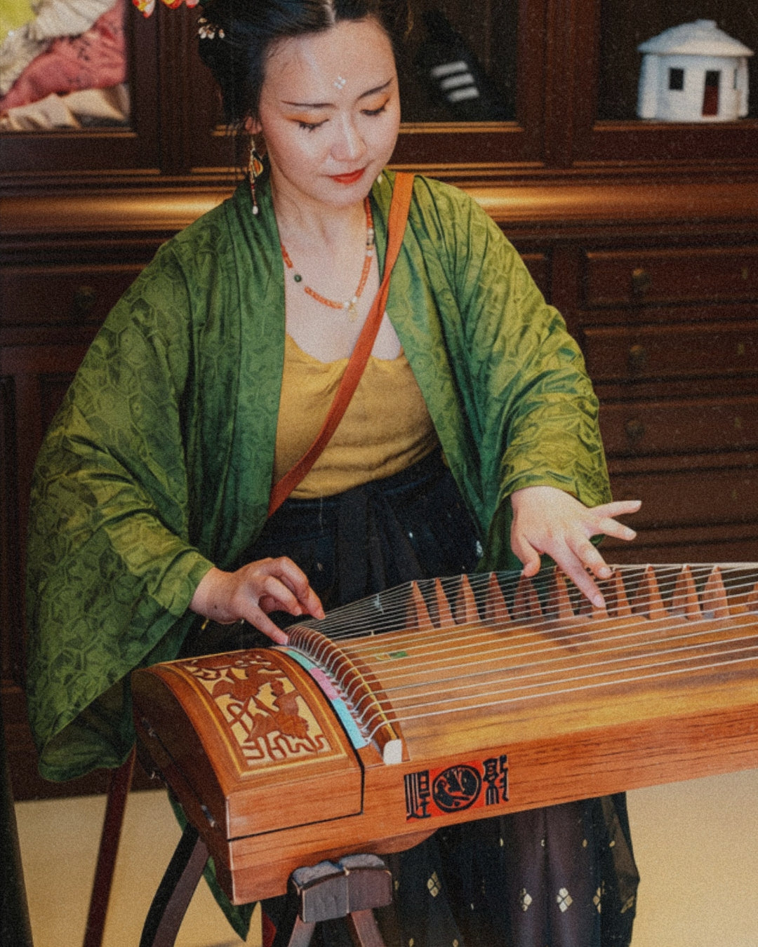 A Ceremony Through Tea, Meditation & Sound (12-09-26 | Amsterdam)