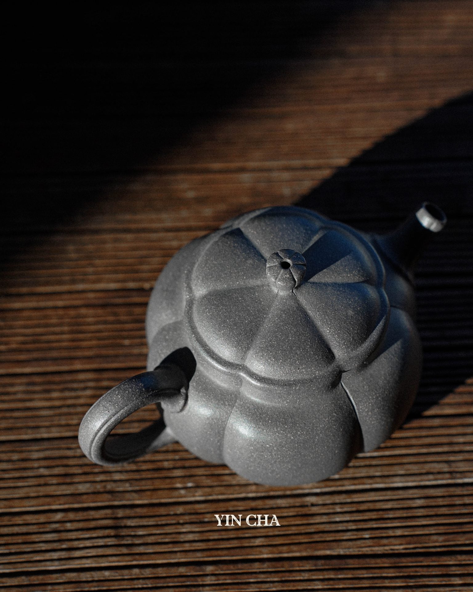 Handmade Yi Xing Tea Pot- Blue Gray Clay / Qing Hui Duan Ni 青灰段泥