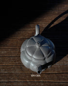 Handmade Yi Xing Tea Pot- Blue Gray Clay / Qing Hui Duan Ni 青灰段泥