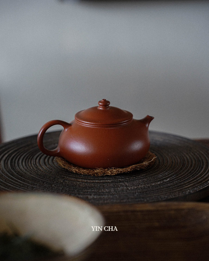 Handmade Yi Xing Tea Pot- Zhu Ni Clay 250ml 朱泥