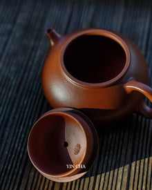Handmade Yi Xing Tea Pot- Zhu Ni Clay 250ml 朱泥