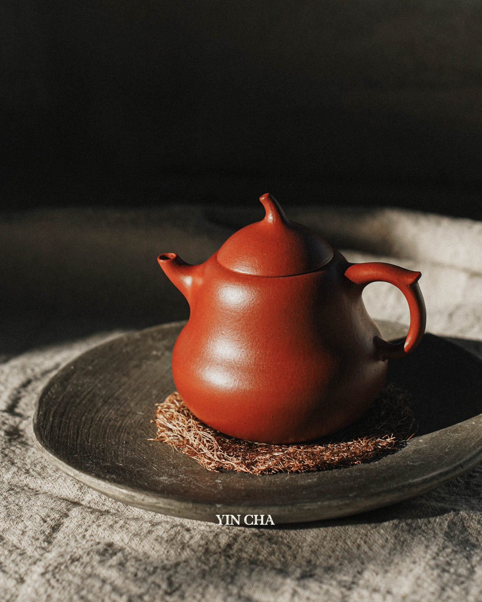 Handmade Yi Xing Tea Pot- Zhu Ni Clay Pear-shape 朱泥梨壶 - 150ml