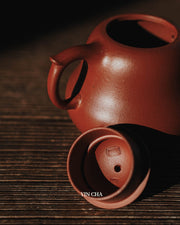 Handgemaakte Yixing Theepot - Zhu Ni Klei Peer-vormige 朱泥梨壶 - 150ml