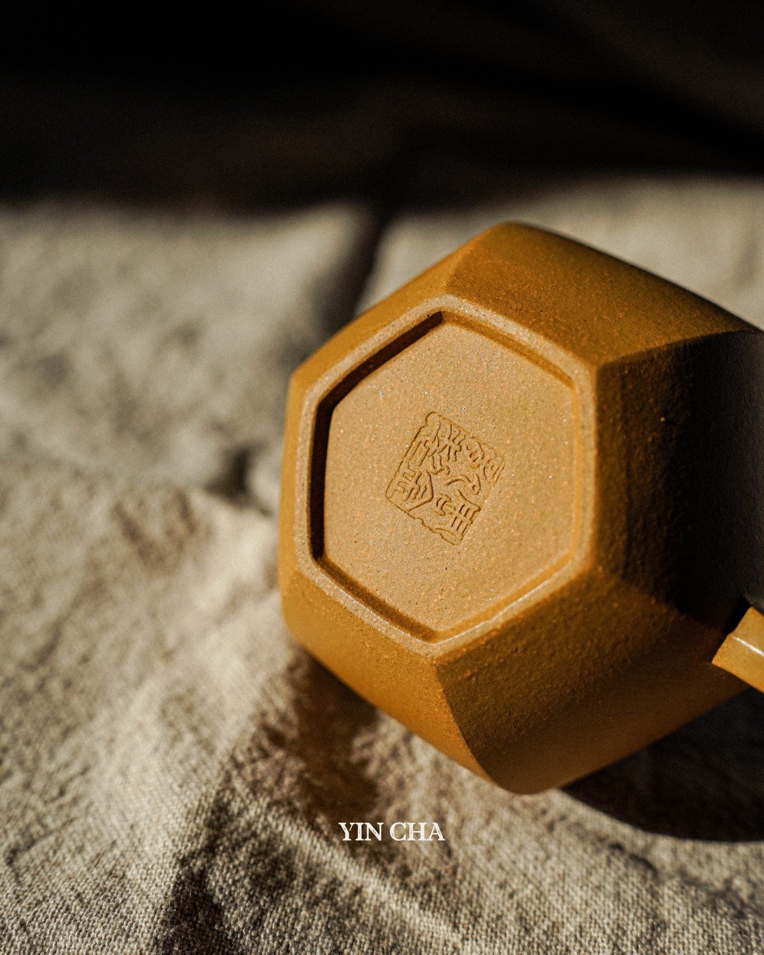 Handmade Yi Xing Tea Pot- Golden Duanni Clay - Huang Jin Duan Ni 黄金段泥