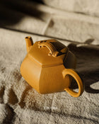 Handmade Yi Xing Tea Pot- Golden Duanni Clay - Huang Jin Duan Ni 黄金段泥